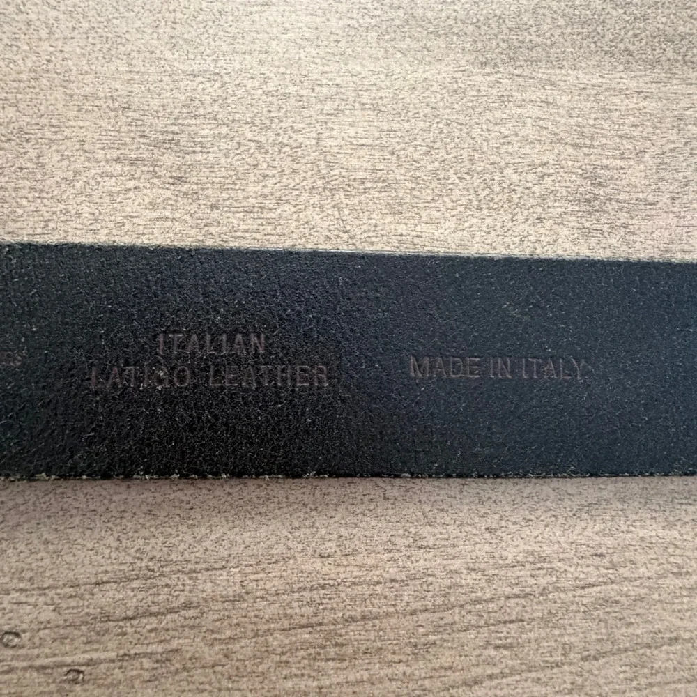 Calvin Klein Black Italian Latigo Leather Belt Womens M Made in Italy Minimalist